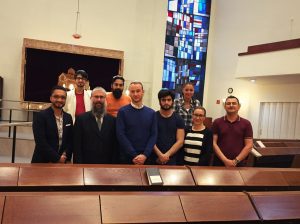HDT beim Besuch einer Synagoge